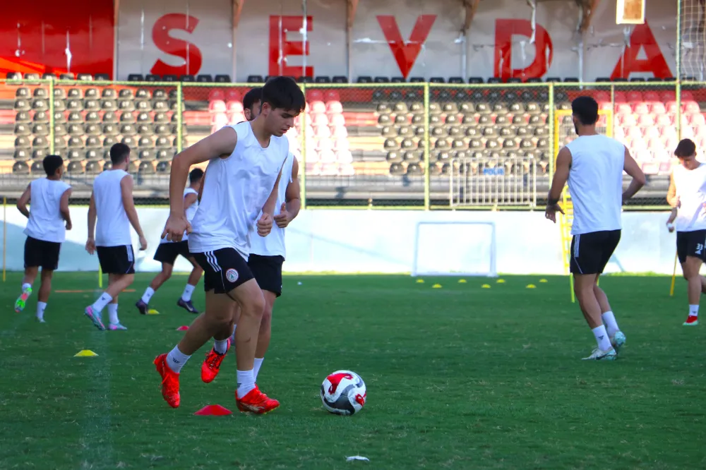 KARAKÖPRÜ BELEDİYESPOR İLK MAÇINA ÇIKIYOR