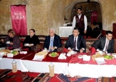Cumhurbaşkanı Sıra Gecesinde