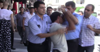 Zabıtaya Küfür Etti Ortalık Karıştı