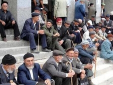 Emeklilik için yaş bekleyen 5 milyon kişiye müjde