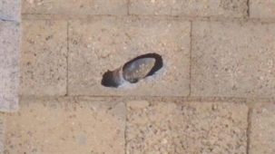 Ceylanpınar`da Brikethaneye Roket Mermisi İsabet Etti