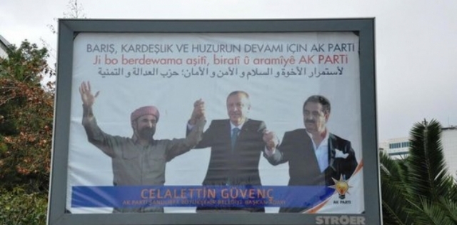 Şanlıurfa`da Başbakan, Perver ve Tatlıses`li Afiş
