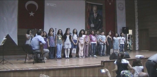 ÖĞRENCİLERİN YIL SONU ŞENLİĞİ