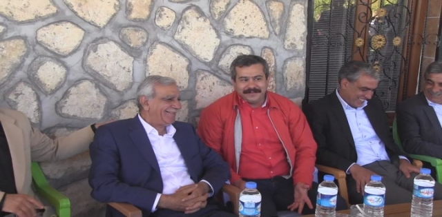 AHMET TÜRK FATİH MEHMET BUCAKA BAŞARILAR DİLEDİ