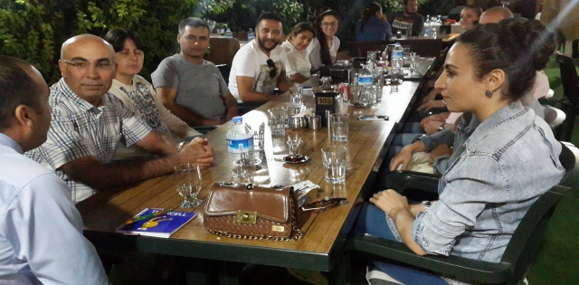 ÖĞRETİM GÖREVLİLERİ TURİZM İÇİN AYAKTA