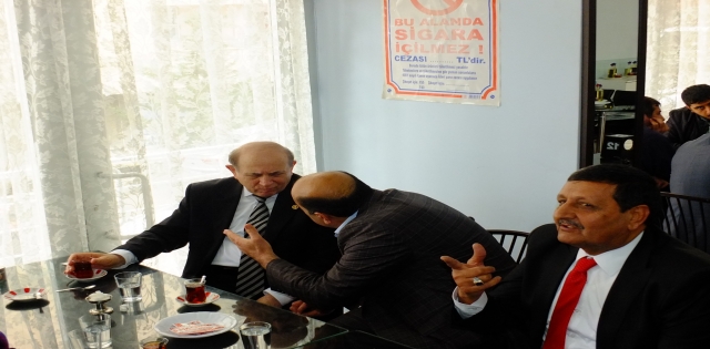 BAŞKAN ÖZYAVUZ BURHAN KUZU İLE MARDİN DE BİR AYAYA GELDİ