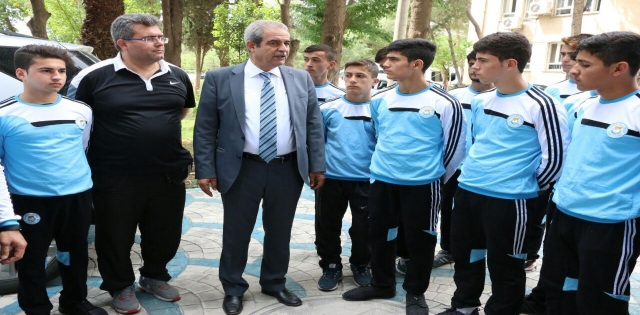 BAŞKAN DEMİRKOL, TÜRKİYE ŞAMPİYONASI?NA YOLCULADI