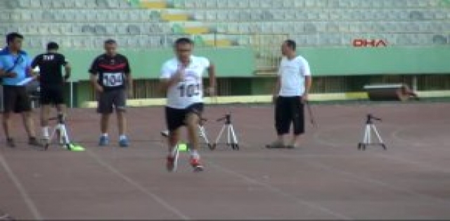 Şanlıurfa`da Hakemler Atletik Testte Ter Döktü