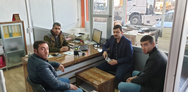 AK Gençlerden sanayi esnafına Beyazgül mektubu
