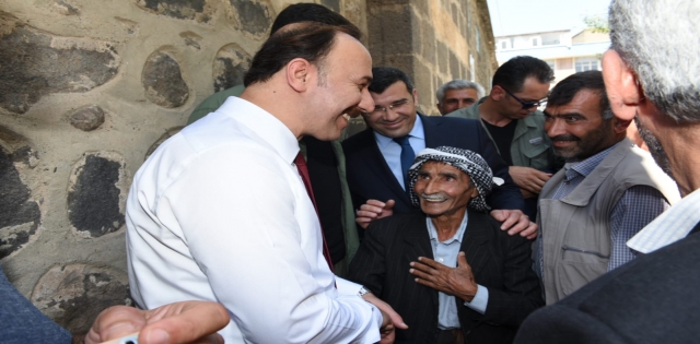 Vali Erin Siverek?te Vatandaşlarla Buluştu