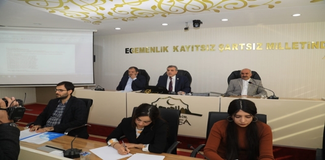 BÜYÜKŞEHİR MECLİSİ, BÜTÇE KONUSUNU GÖRÜŞTÜ