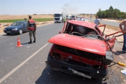 ŞANLIURFA`DA TRAFİK KAZASI: 6 YARALI