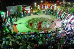 KARAKÖPRÜ BELEDİYESİ`NCE GEBECE PARKINDA KONSER VERİLDİ